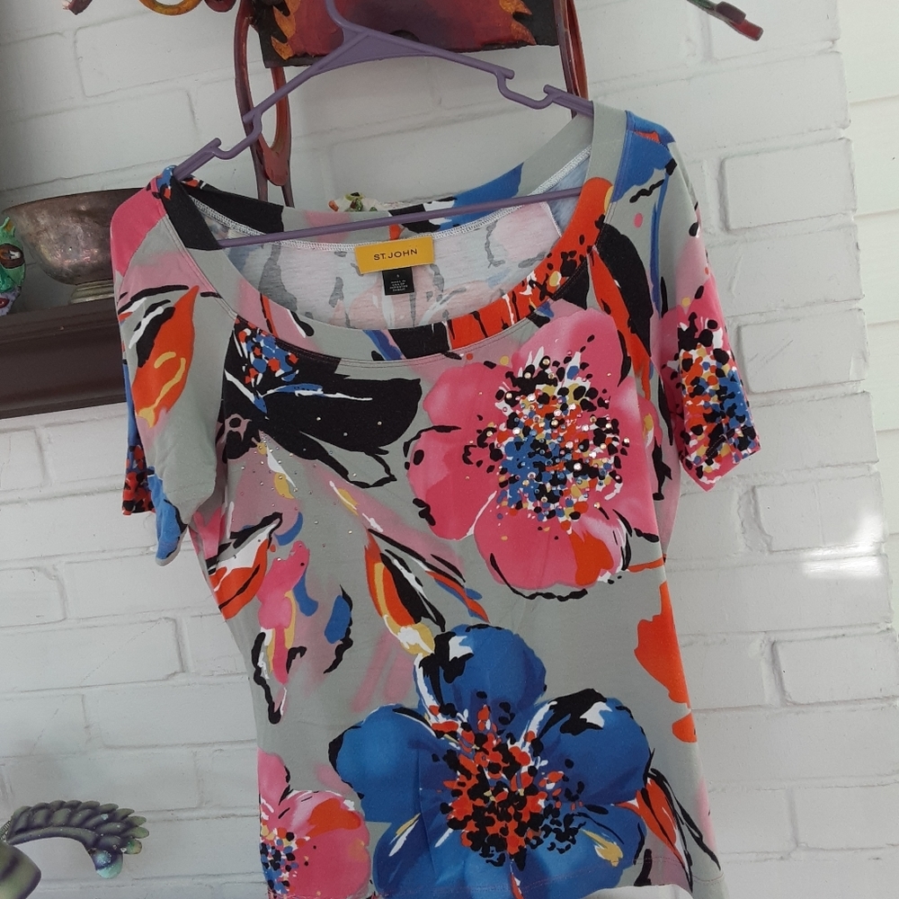 St.Johns Flowered top